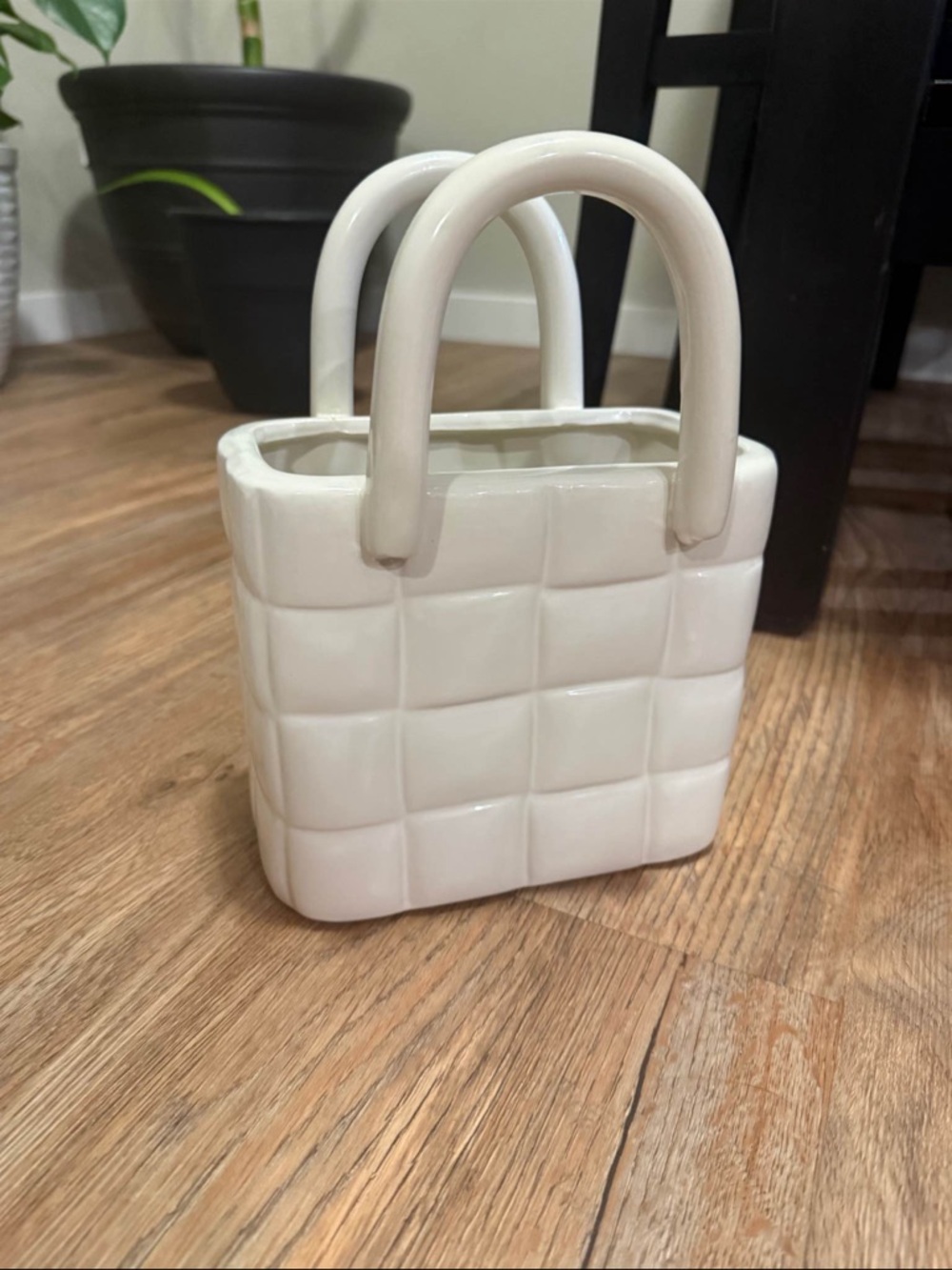 Ivory Quilted Ceramic Tote Vase - Women Bags